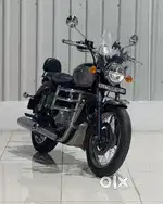 Meteor 350 - Aurora Black