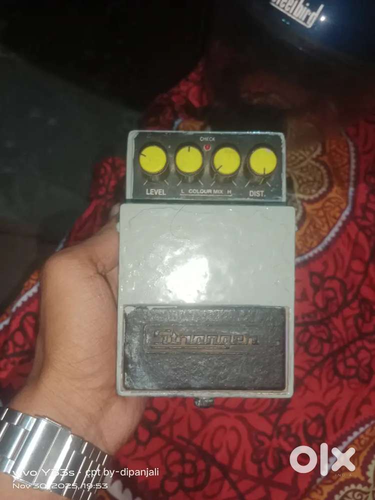 Guiter pedels distortion ds1