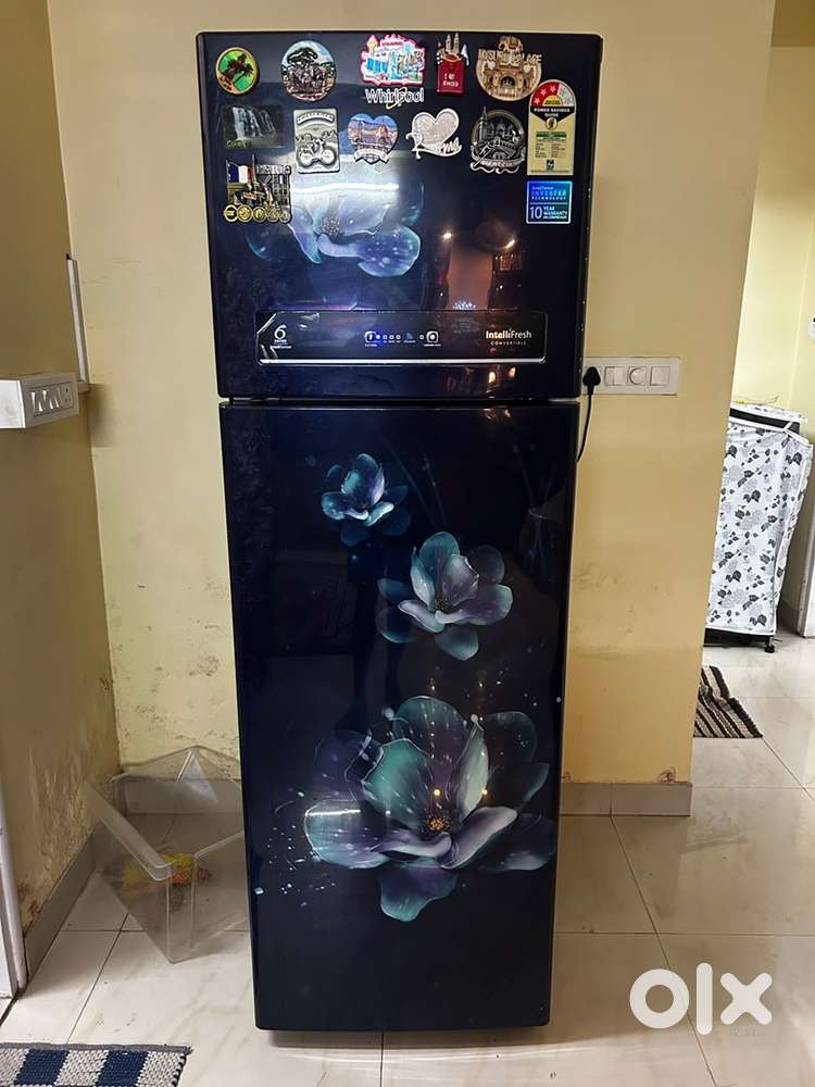 Urgent sell Whirlpool 290 lit double door fridge
