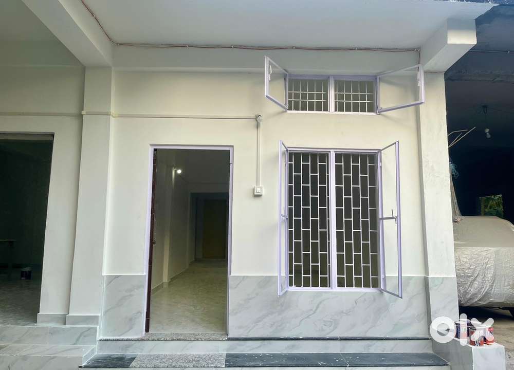 rooms available for rent at kiran nagar near maroon lounge