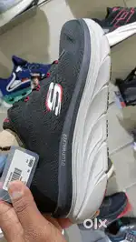 skchers shoes