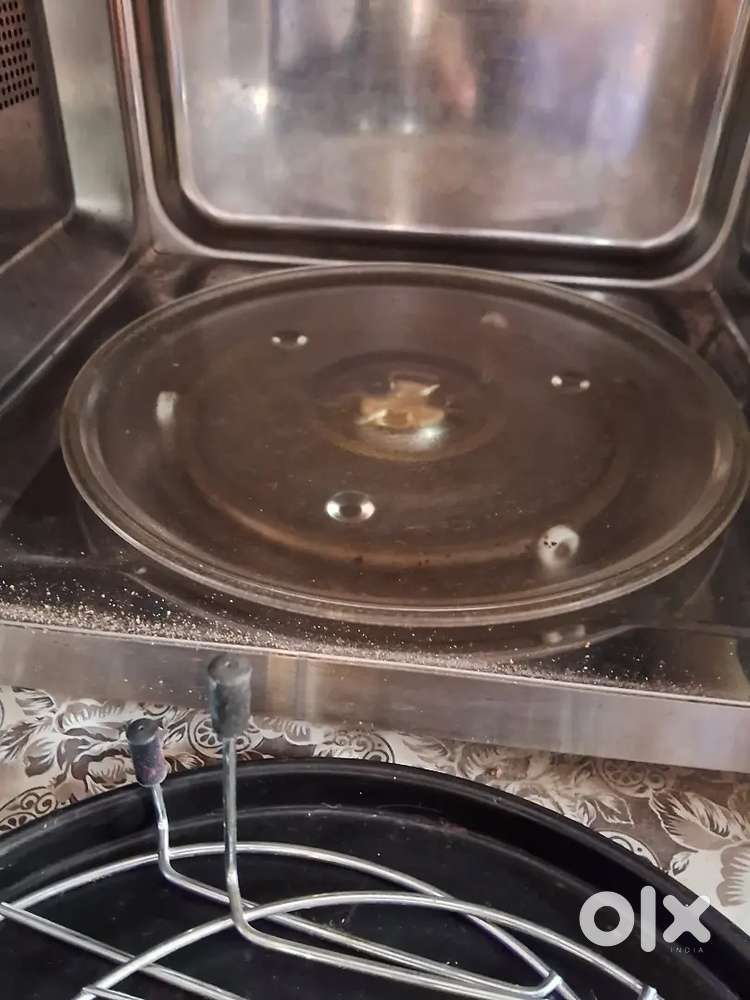 IFB convention microwave oven