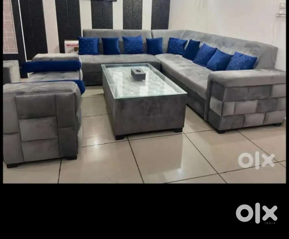 11 seater sofa set with center table, 1 satty,and 2 seater satty