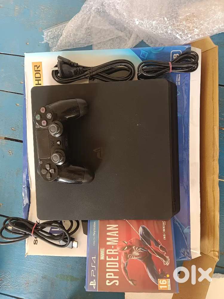 PS4 black slim 1tb with gta v game