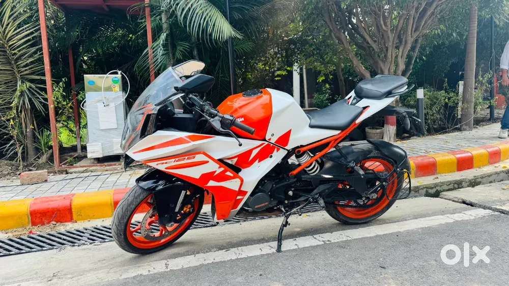 KTM RC 125 NOV 2022 Model With Good Condition and Complete Documents