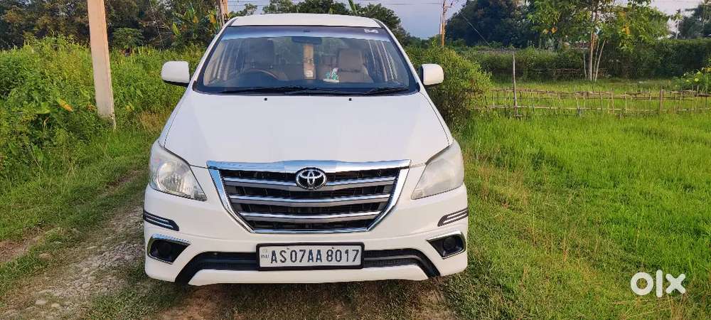 Toyota Innova 2016