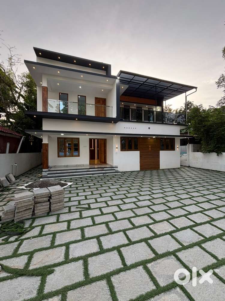 New house for sale Kazhakuttam Chanthavila