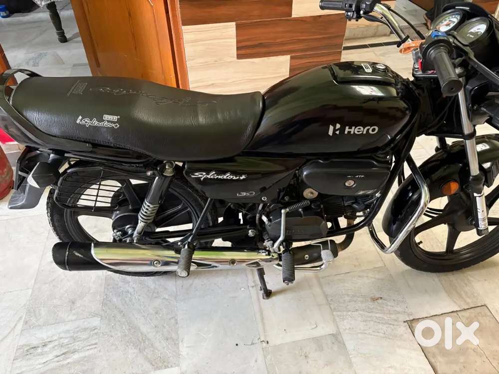 Splendor black colour