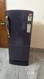 6.5 year old fridge samsung good condition