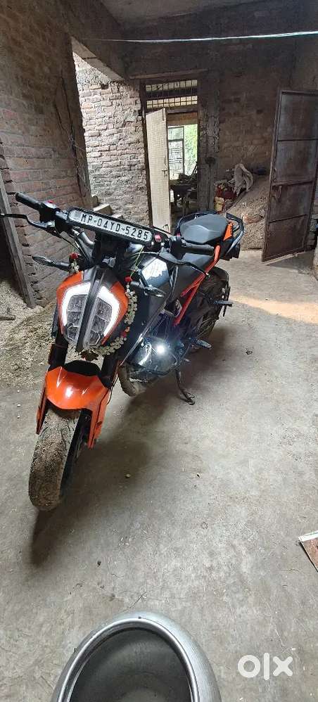KTM DUKE 200