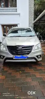 Toyota Innova 2015 Diesel 90000 Km Driven