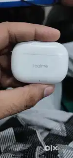Realme Buds T300 white colour