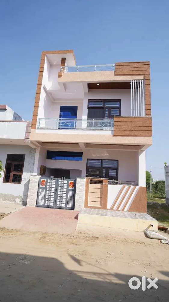 3BHK Luxurious Villa Available in Royal City