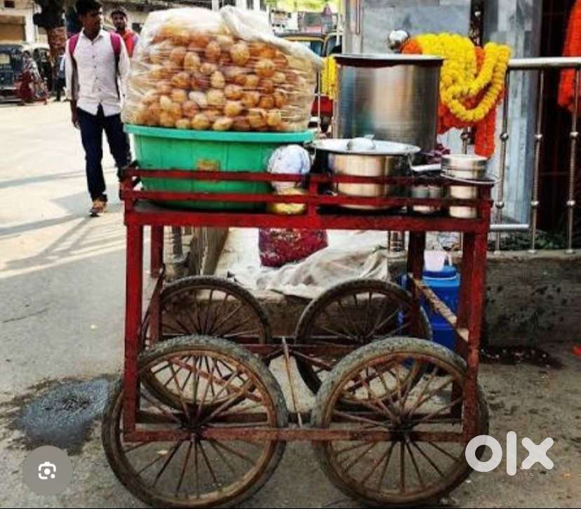 Need a helper for puchka stall