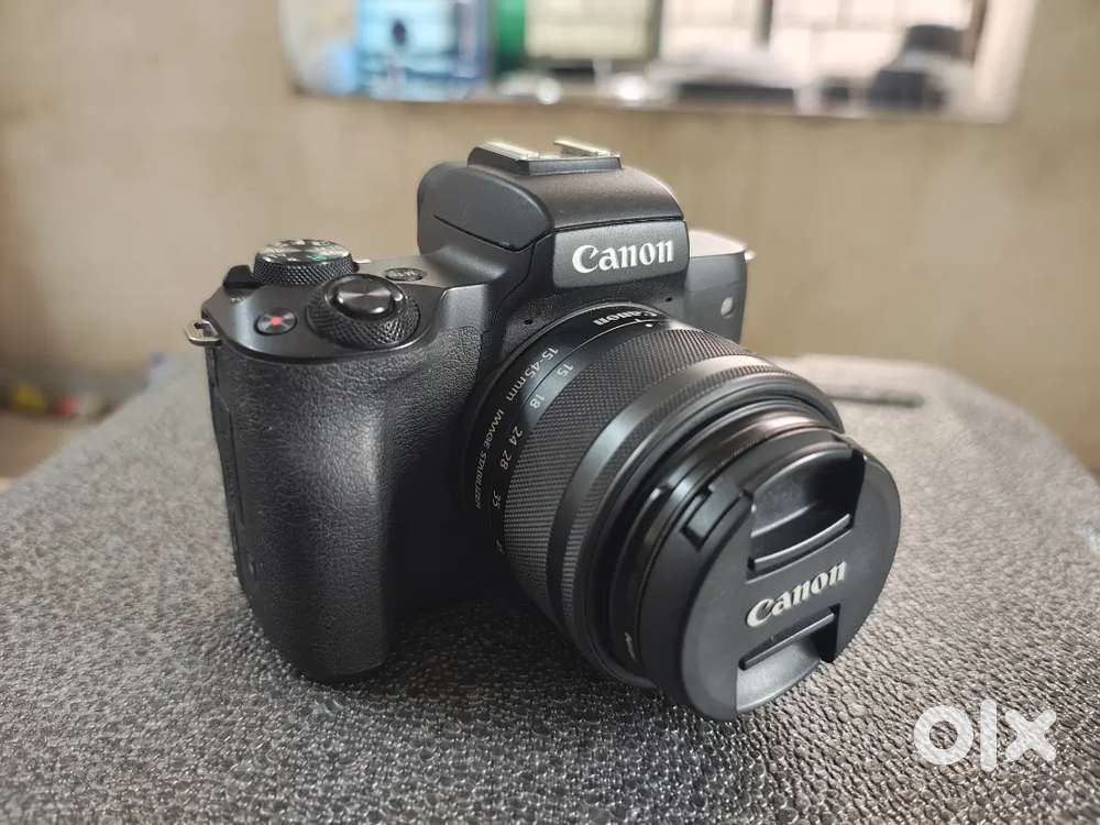 CANON EOS M50 Mark II - Mint condition  With lens + Charger + Bill