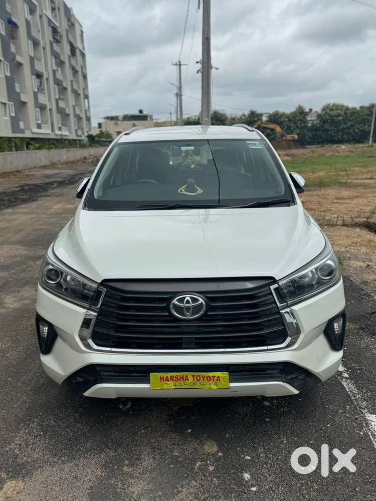 2022 Crysta 2.4Z AT Less Driven