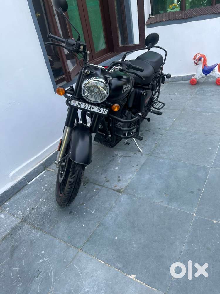 Less Driven RE Classic 350 in mint condition