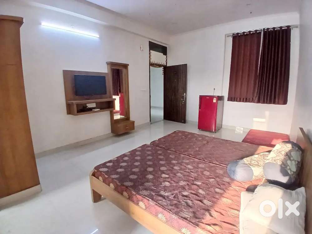 Chitrkoot Flat Studio OneBhk FullyFurnished No Restriction Male/Female