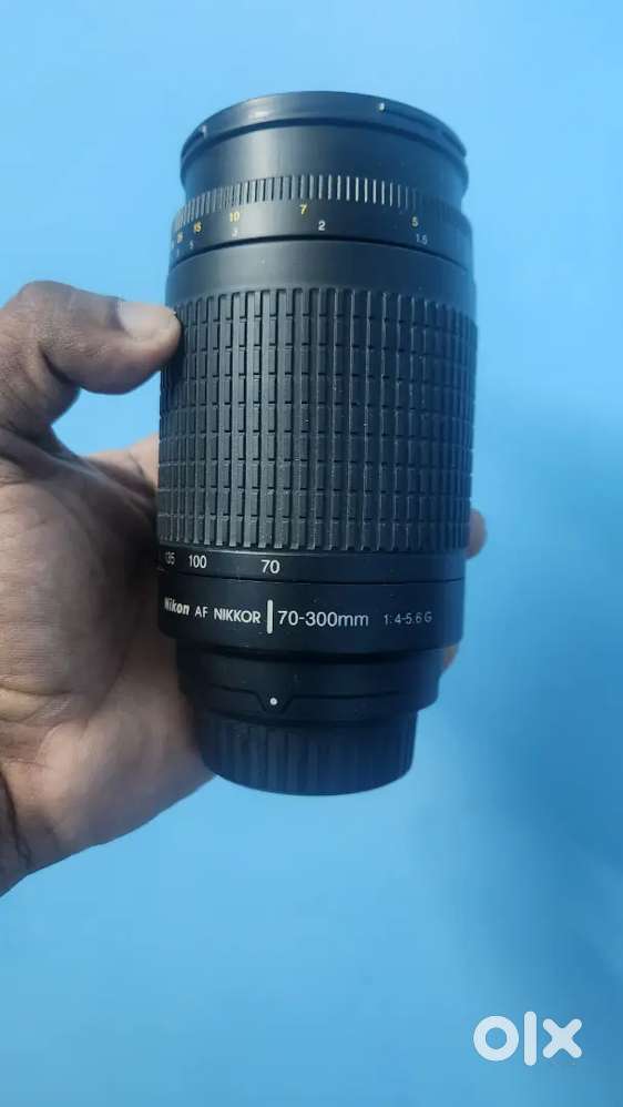 SIGMA 70 - 300 mm F4-5.6 DG Macro Telephoto Zoom nikond7000 series
