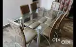 Dining table  in an excellent condition