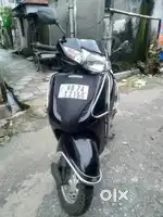 Black Activa 125 Deluxe