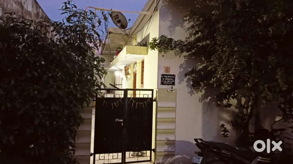 Indipendent house for sale in vinayak nagar Neredmet 80 sq yards