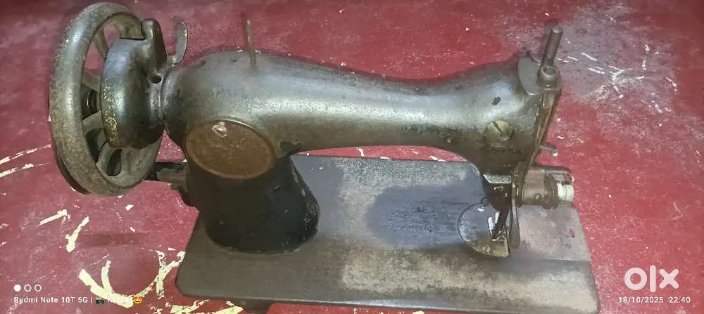 Silai machine (only original body)