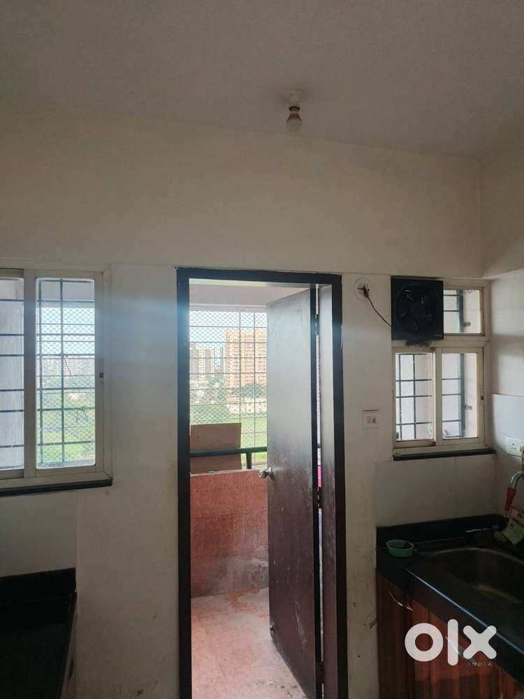 Mantra Senses 2Bhk Furnished flat for rent 17k in Handewadi
