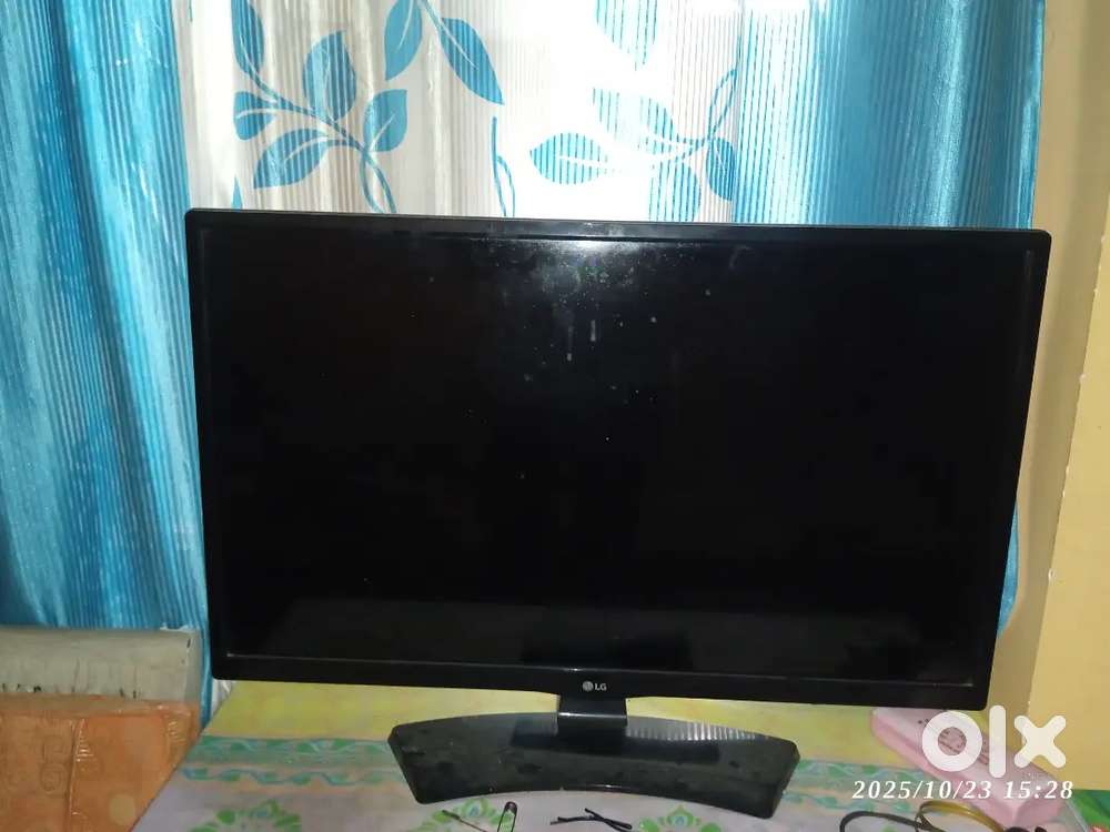 LG TV 28 inch