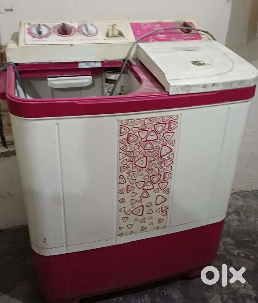 Semi Automatic Washing Machine