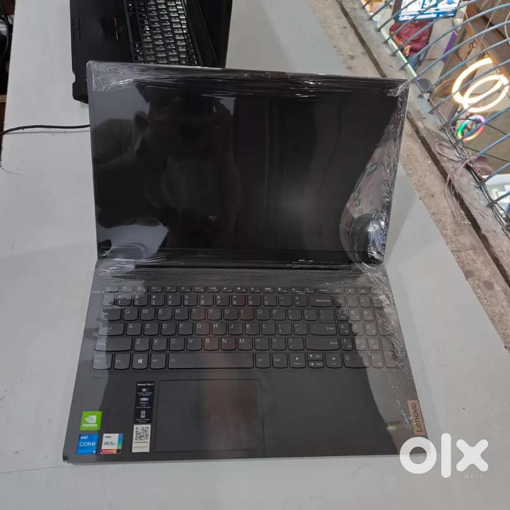 All brands leptop available