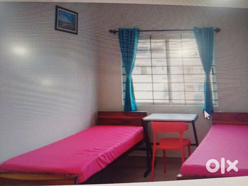 Room Sharing partner girls