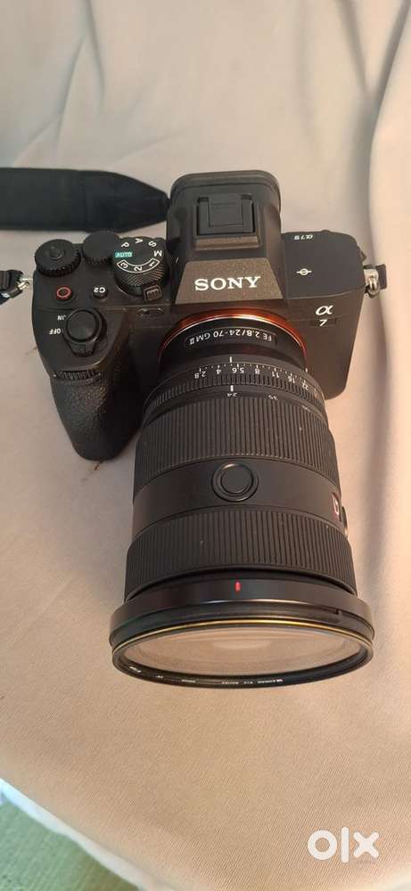 Sony Alpha ILCE-7M4 with Sony Lens E Mount FE 24-70mm F2.8 GM ll