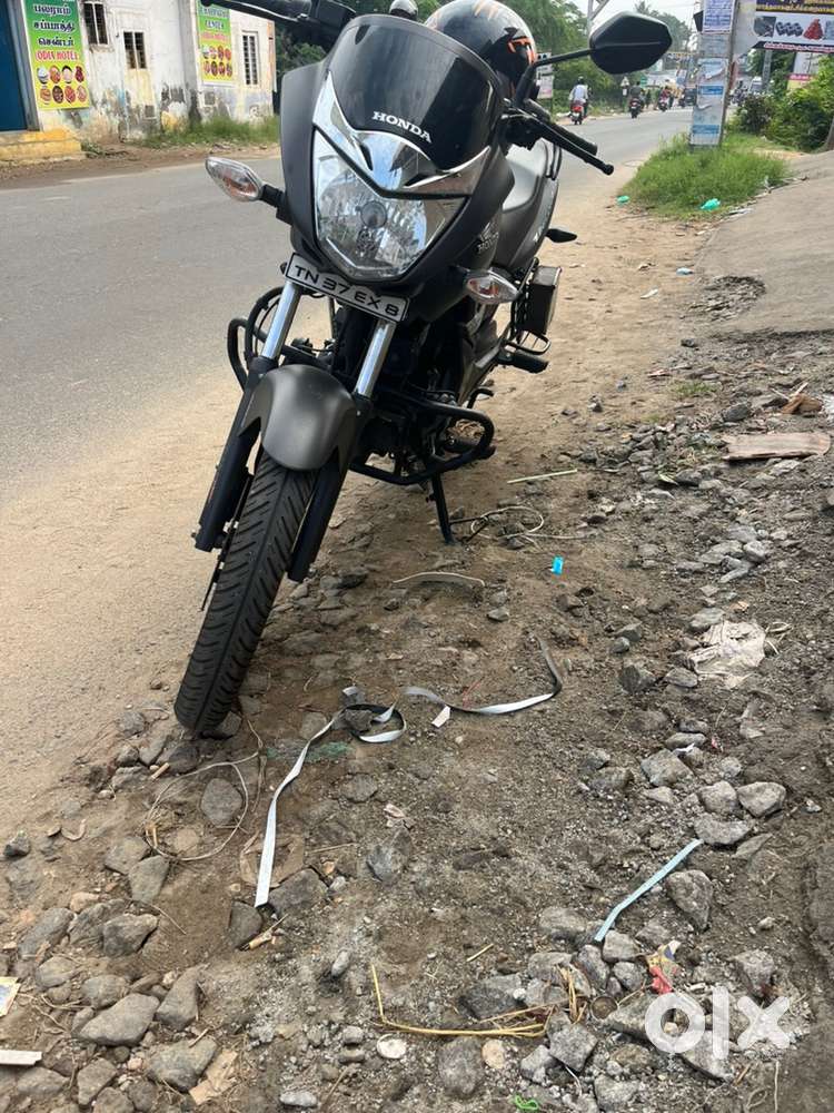 Honda unicorn with single fancy 8