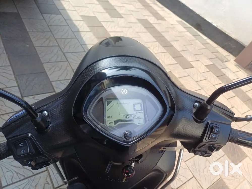 Single use yamaha fascino hybrid