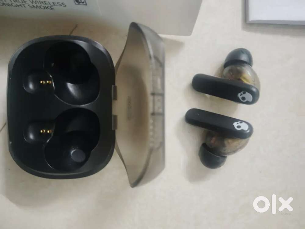 Smokin buds Skullcandy