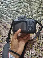 Canon.1300D