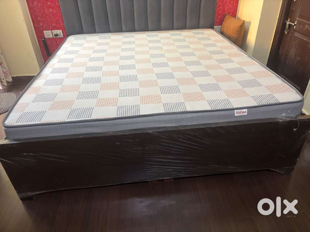Kurlon reversible Mattress(only mattress for sell)