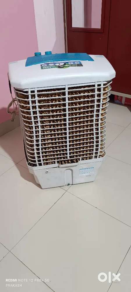 Sell urgent old working water cooler