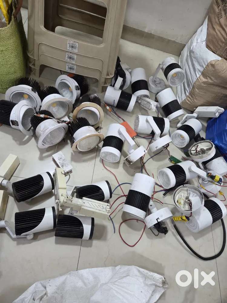 Focus lights suitable for office n shops