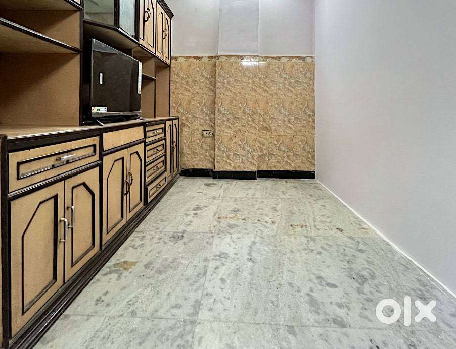 Shared Flat In Antop Hill - Only For Males