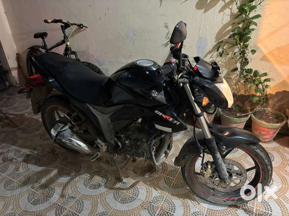 Suzuki Gixxer Bike on sale