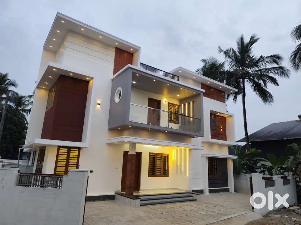 Thrissur mannuthy East vellanikkara new Elegant branded house