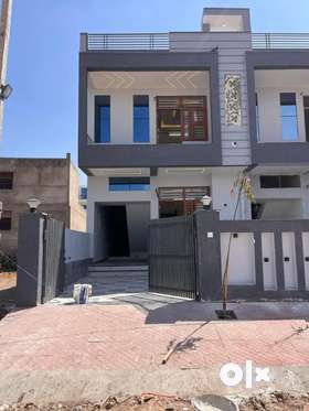 Comfort and luxurious villa for sale All facilities availableSizes :- 18.5×72 - 148 gaj 18.5× 74 - 1...