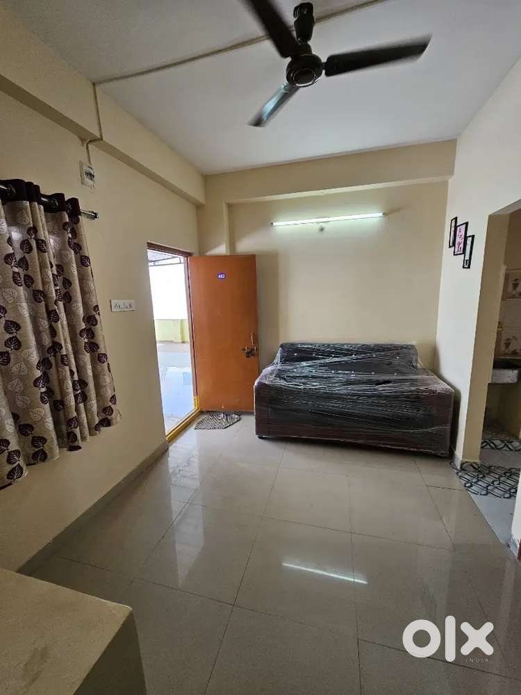 1BHK FULLY FURNISHED FLAT