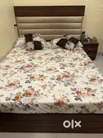 Queen size bed
