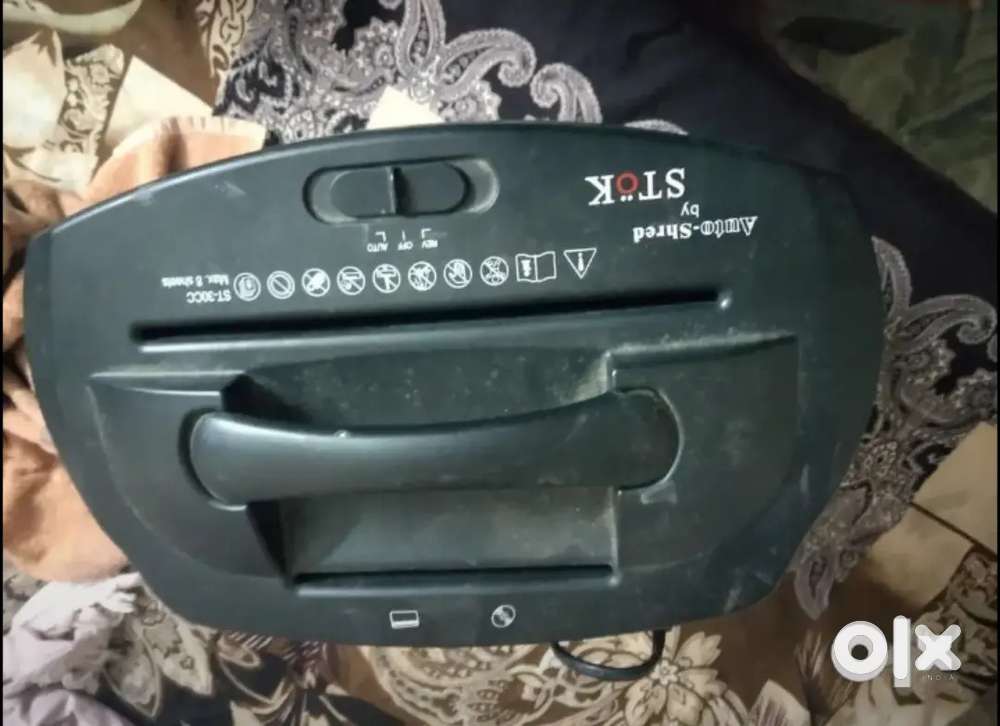 Paper shredder in good condition
