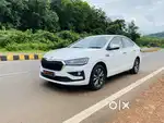 Skoda Slavia Ambition 1.5L TSI MT, 2022, Petrol