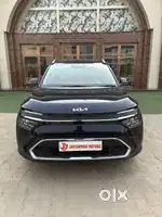 Kia Carens Luxury (O)1.5 Diesel AT 7 STR, 2024, Diesel