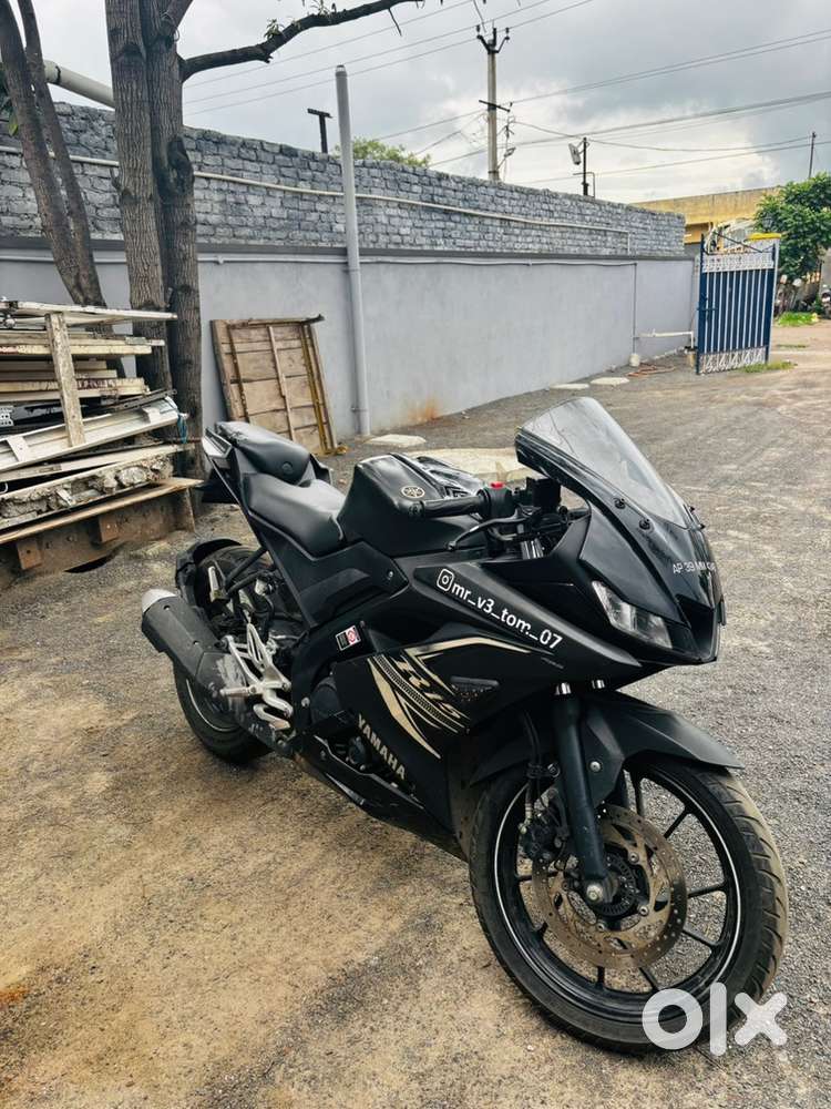 Yamaha r15 v3